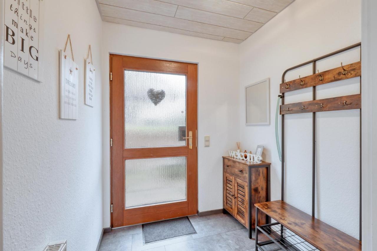 Seepark Kirchheim Ferienhaus Bei Diane Mit Sauna Buitenkant foto